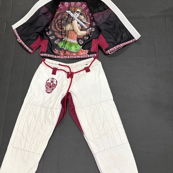 Raven Sugar Skull BJJ Gi - Picture 1 of 5